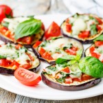 Mini-pizza cu blat de vinete