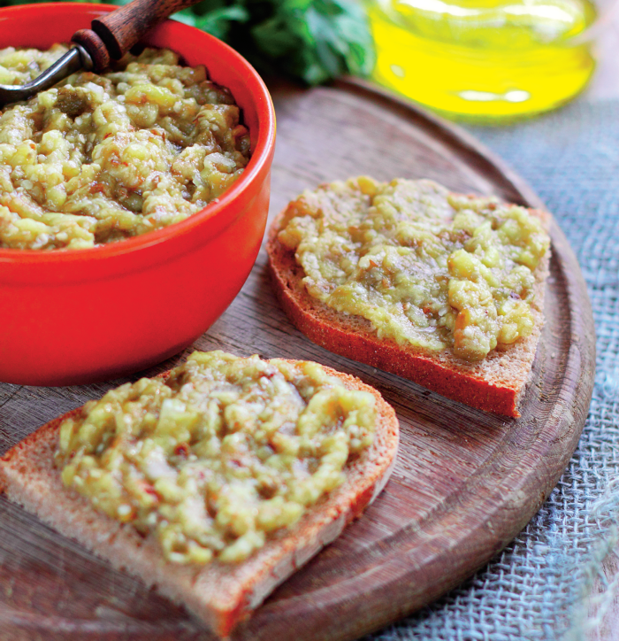 Salata de vinete coapte la microunde