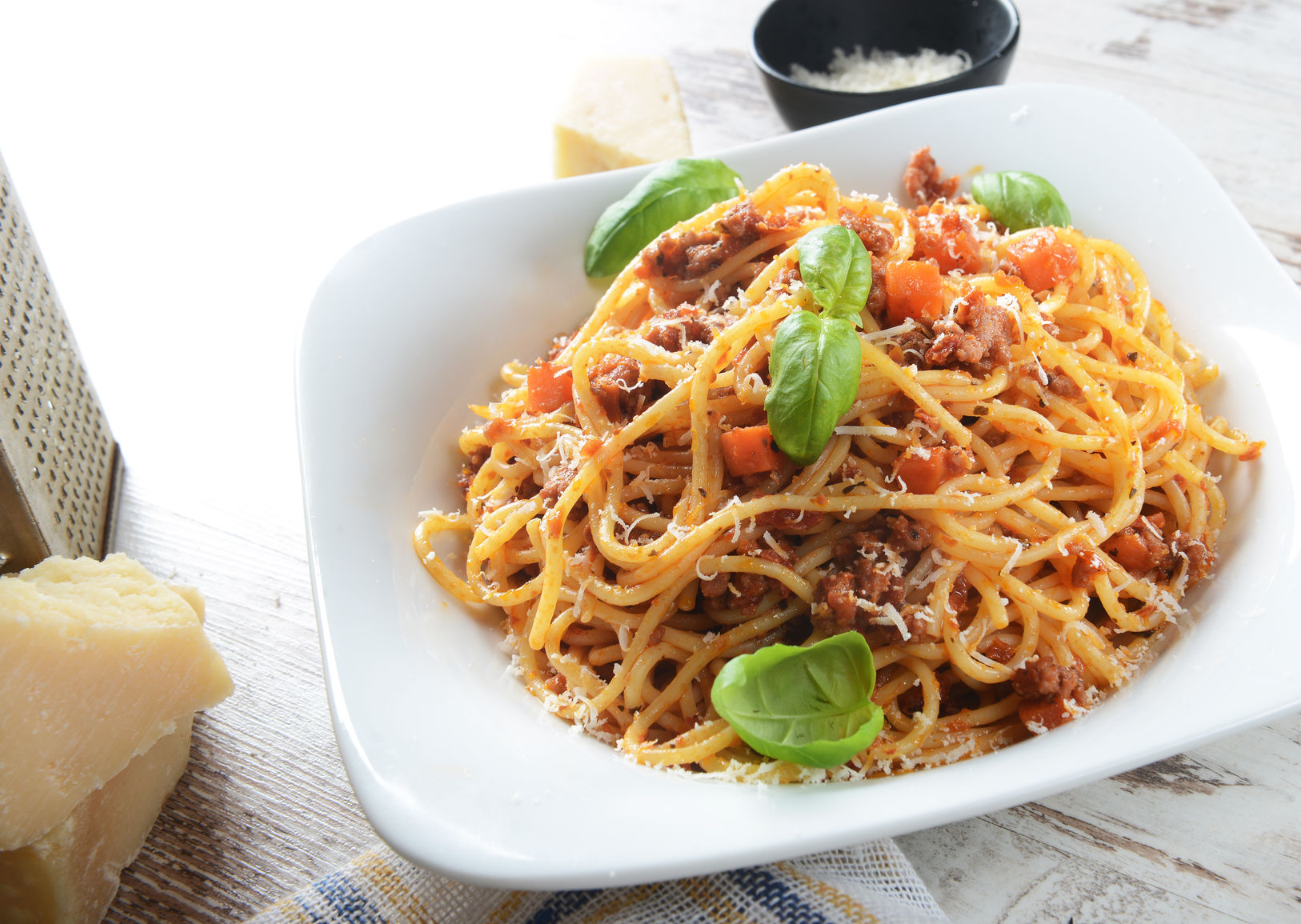 Spaghete bolognese