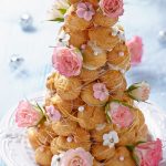 Croquembouche (tort de profiterol)