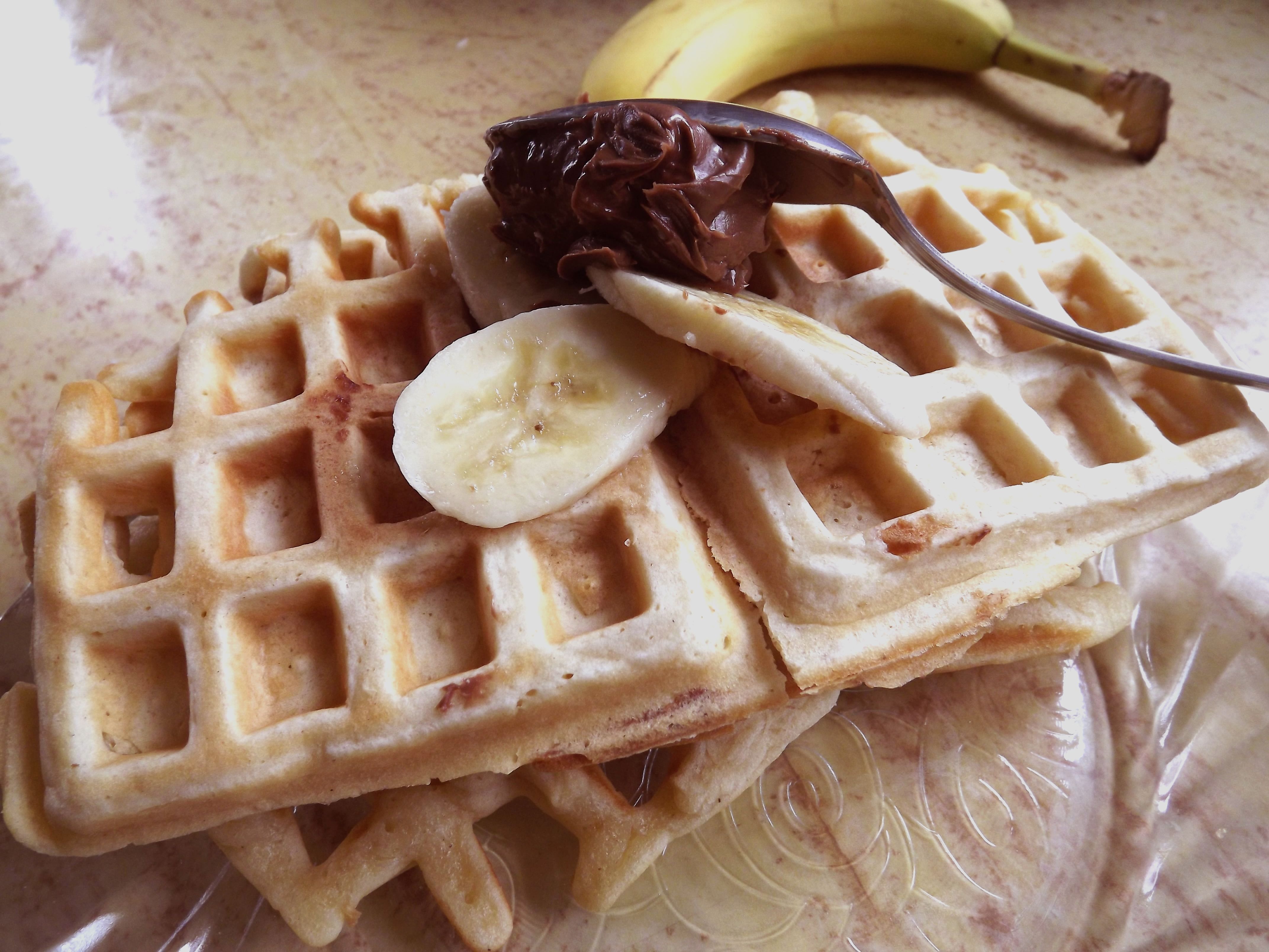 Vafe De Casa Cu Banane Si Nutella Retete Practice