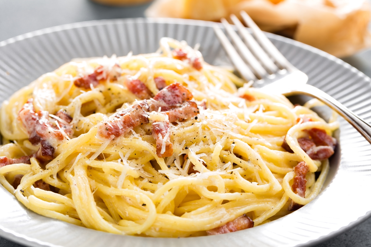 Paste Carbonara Cu Smantana Si Bacon Retete Practice